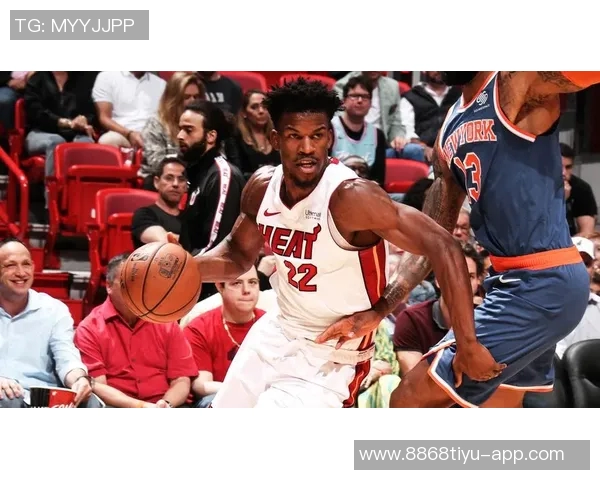 波蒂斯半场表现抢眼三分球命中率高达100贡献11分与3个篮板