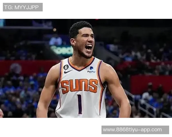 布克创历史新高前八场场均30分5助攻命中率超五成三分命中率达四成 布克创历史新高前八场场均30分5助攻命中率超五成三分命中率达四成