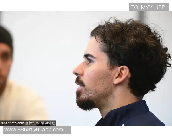 舍瓦利耶评选历史最佳门将五强诺伊尔超越布冯位居首位 舍瓦利耶评选历史最佳门将五强诺伊尔超越布冯位居首位