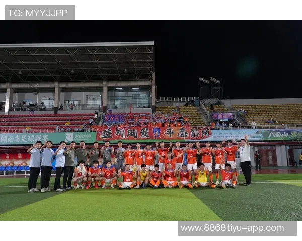 致敬远征球迷的坚持与热情感谢所有支持我们的球迷朋友们 致敬远征球迷的坚持与热情感谢所有支持我们的球迷朋友们