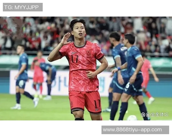 巴拉圭后卫失误助攻韩国严智星抽射破门取得领先 巴拉圭后卫失误助攻韩国严智星抽射破门取得领先