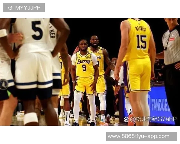 火箭战胜勇士的关键因素解析阵容深度与身体对抗的双重优势 火箭战胜勇士的关键因素解析阵容深度与身体对抗的双重优势